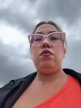 Snapshot of VIOLETA-25_ chatting on 05-07-26, 03:06 VIOLETA-25 online show from 05-07-26, 03:06