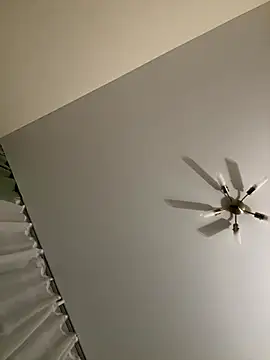 Sweet Khalifa  online show from 11-09-25, 02:59