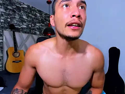 Snapshot of juan_jsmith chatting on 04-01-26, 01:41 juan jsmith online show from 04-01-26, 01:41