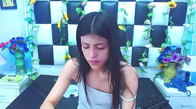 Morgana Smit online show from 01-17-25, 01:35