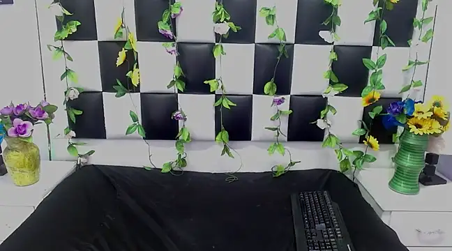 Morgana Smit online show from 02-13-25, 04:28