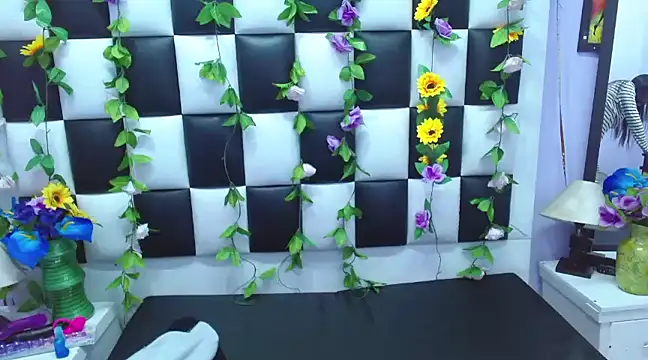 Morgana Smit online show from 03-19-25, 01:29