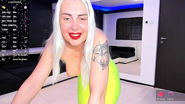 Blond Babes online show from 01-06-26, 05:38