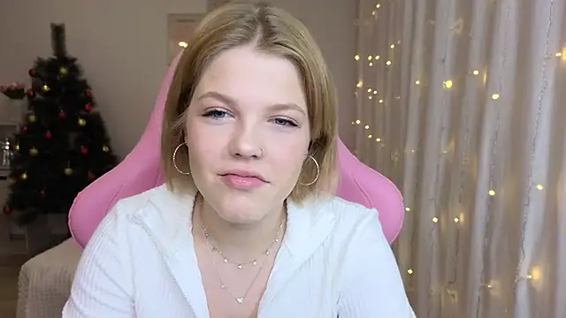 Maya Rave online show from 12-15-24, 03:13