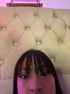 Snapshot of bonnie_18x chatting on 01-11-25, 04:27 bonnie 18x online show from 01-11-25, 04:27