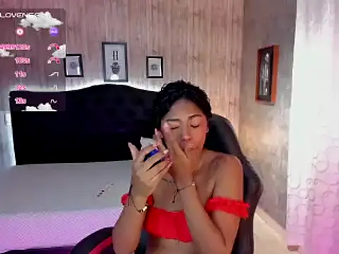 Snapshot of Edelaine_rogers chatting on 01-08-25, 06:52 Edelaine rogers online show from 01-08-25, 06:52