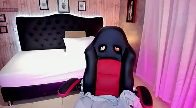 Snapshot of Edelaine_rogers chatting on 03-05-25, 03:51 Edelaine rogers online show from 03-05-25, 03:51