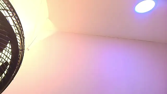 Snapshot of Amy_wats0n chatting on 02-26-26, 07:02 Amy wats0n online show from 02-26-26, 07:02