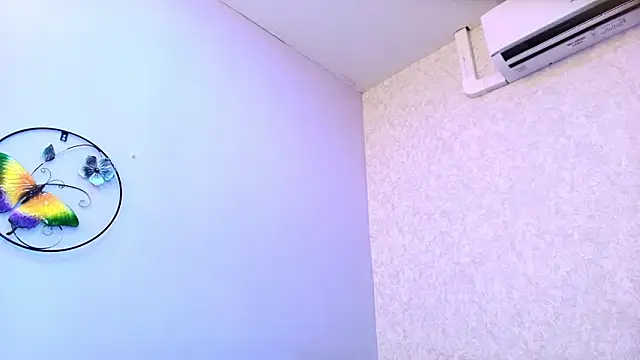 Snapshot of Amy_wats0n chatting on 02-27-26, 07:03 Amy wats0n online show from 02-27-26, 07:03