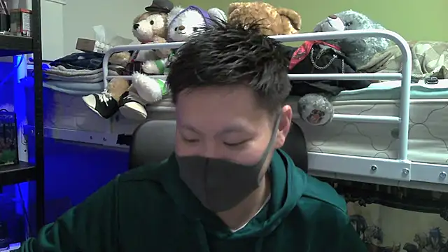 Snapshot of Owl1216 chatting on 12-30-24, 01:47 Owl1216 online show from 12-30-24, 01:47