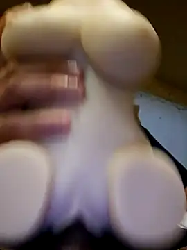 Axeltu77 online show from 05-06-26, 03:46
