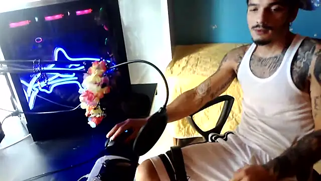 Badboyi1997 online show from 11-01-25, 10:50