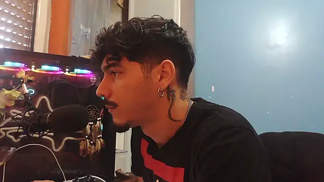 Badboyi1997 online show from 02-06-26, 09:23