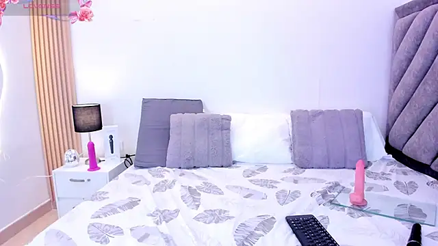 ValeryPettry 1 online show from 12-28-24, 10:13