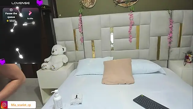 Mia scarlet69 online show from 01-09-26, 12:41