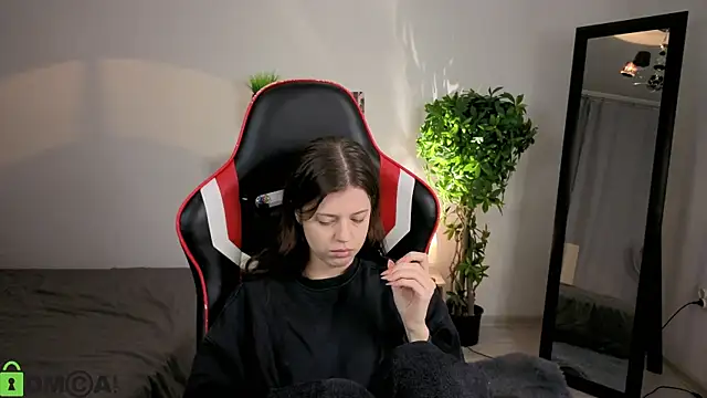 Este Glen online show from 10-24-25, 12:19