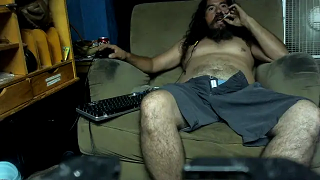 Snapshot of linksjack1010 chatting on 11-20-25, 01:22 linksjack1010 online show from 11-20-25, 01:22