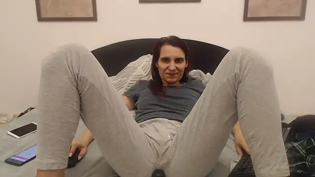 pussywetsquirty online show from 02-11-26, 06:18