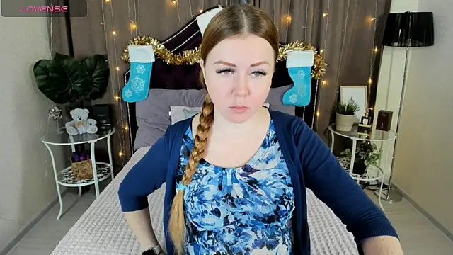 Snapshot of BettyBloom69 chatting on 12-13-24, 04:22 BettyBloom69 online show from 12-13-24, 04:22