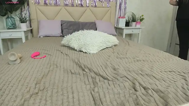 Snapshot of BettyBloom69 chatting on 03-03-25, 07:54 BettyBloom69 online show from 03-03-25, 07:54