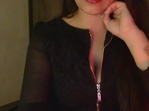 Snapshot of diva-22 chatting on 05-08-26, 03:17 diva-22 online show from 05-08-26, 03:17