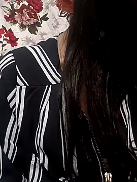 Cute-Love-Angel online show from 01-29-25, 06:39
