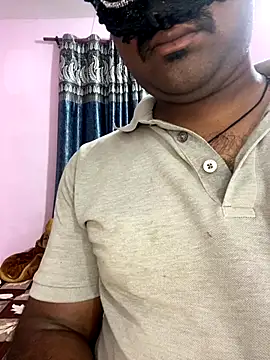 Snapshot of mickey_love chatting on 11-01-25, 03:58 mickey love online show from 11-01-25, 03:58