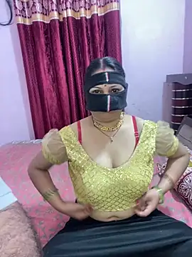 mickey love online show from 03-12-26, 03:56