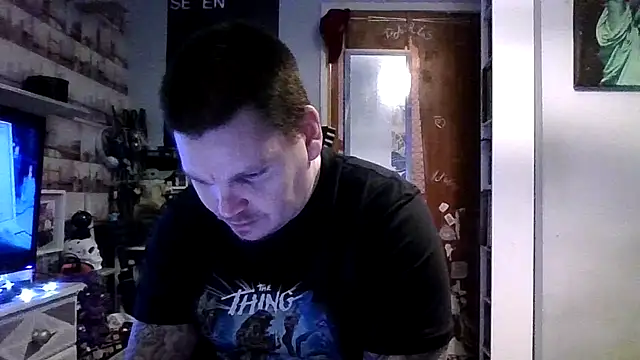 ArcanceTheo82 online show from 12-19-24, 07:29