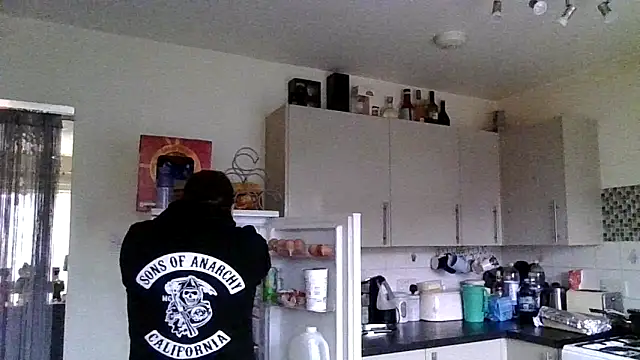 ArcanceTheo82 online show from 12-20-24, 12:27