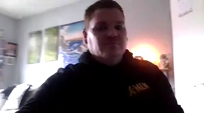 ArcanceTheo82 online show from 02-04-25, 02:21