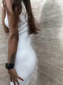 Snapshot of Miss-Sadhana chatting on 09-10-25, 06:02 Miss-Sadhana online show from 09-10-25, 06:02