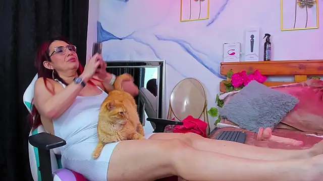 Snapshot of Perla_Franco chatting on 02-11-26, 11:54 Perla Franco online show from 02-11-26, 11:54