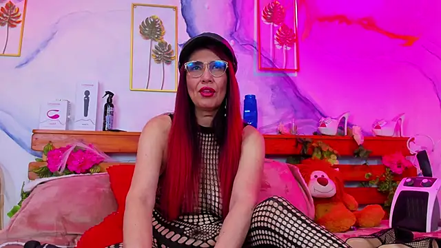 Snapshot of Perla_Franco chatting on 02-12-26, 07:42 Perla Franco online show from 02-12-26, 07:42