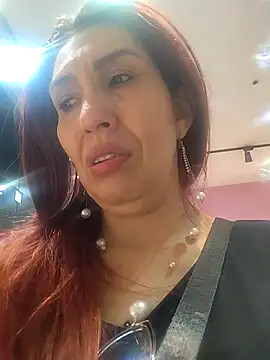 Snapshot of Perla_Franco chatting on 02-14-26, 11:34 Perla Franco online show from 02-14-26, 11:34