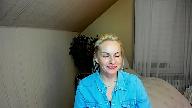 Alicee Gracee online show from 12-10-24, 07:22