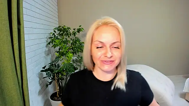 Alicee Gracee online show from 02-07-25, 03:41