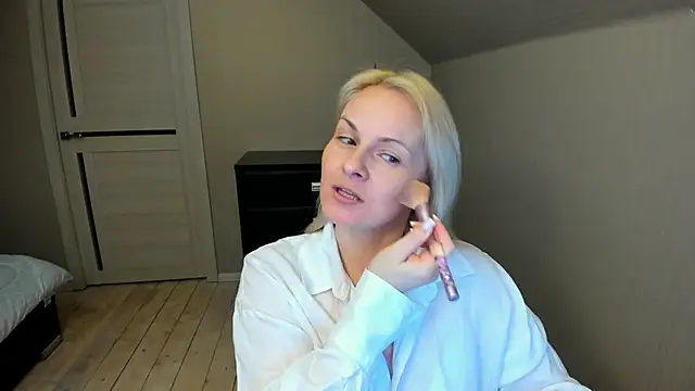 Alicee Gracee online show from 02-15-25, 07:28