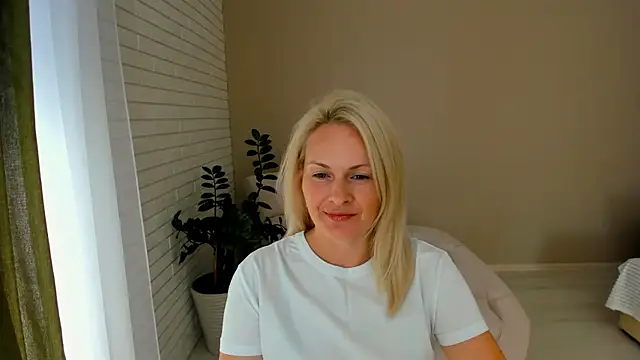 Alicee Gracee online show from 09-11-25, 07:52