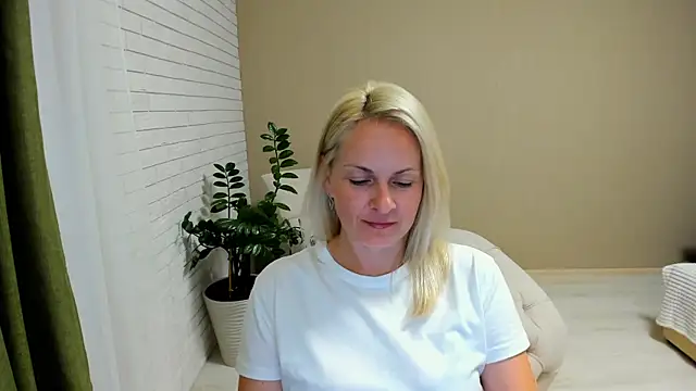 Alicee Gracee online show from 09-11-25, 08:09