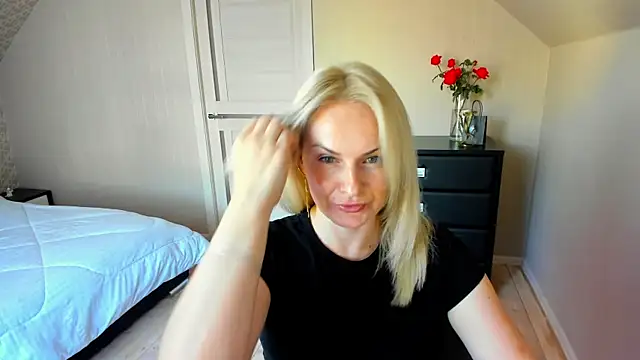 Alicee Gracee online show from 10-03-25, 07:49