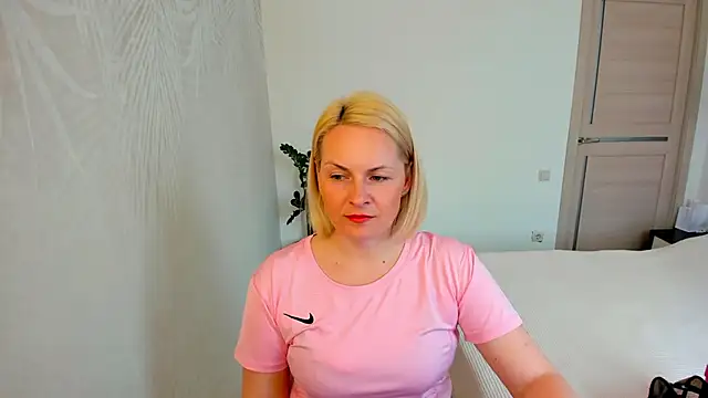 Alicee Gracee online show from 04-23-26, 09:19