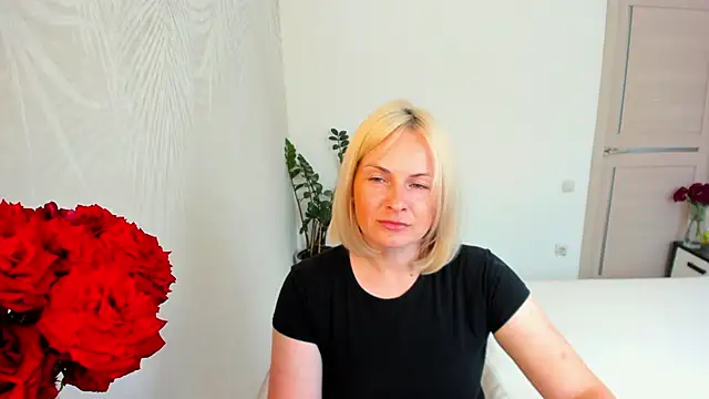 Alicee Gracee online show from 06-17-26, 09:23