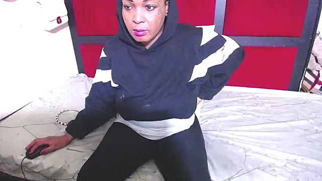 MaximTease24 online show from 05-04-26, 05:20