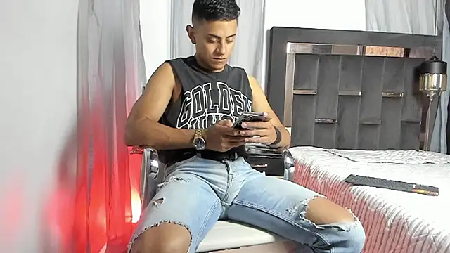 Lucii fer  online show from 07-29-26, 12:03