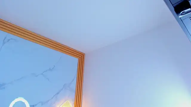 violetta becker online show from 03-22-25, 02:47