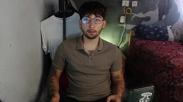 Dereck Dickson online show from 11-22-25, 06:07