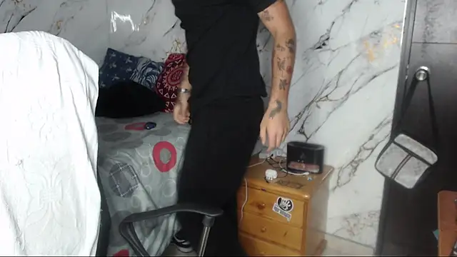 Dereck Dickson online show from 04-05-26, 05:04