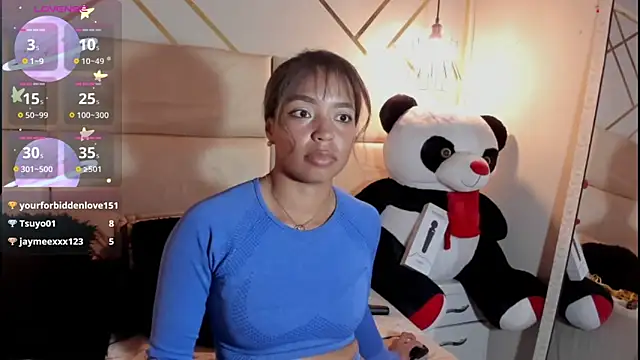 Nathaliajonees online show from 01-22-25, 07:13