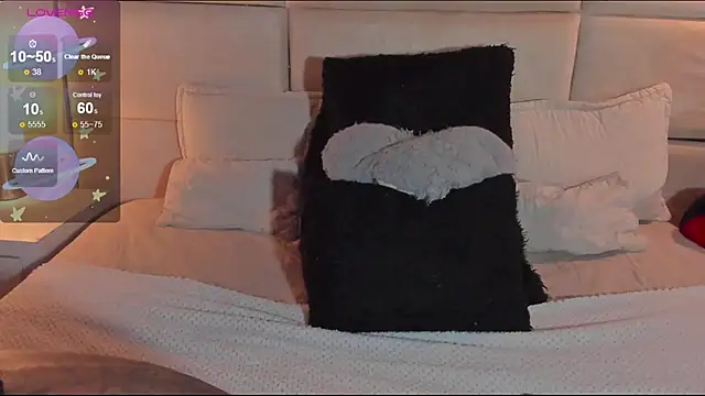 Nathaliajonees online show from 09-15-25, 12:16